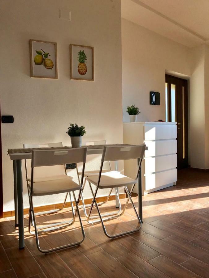La Pietra Verde ピエトラペルトーザ エクステリア 写真